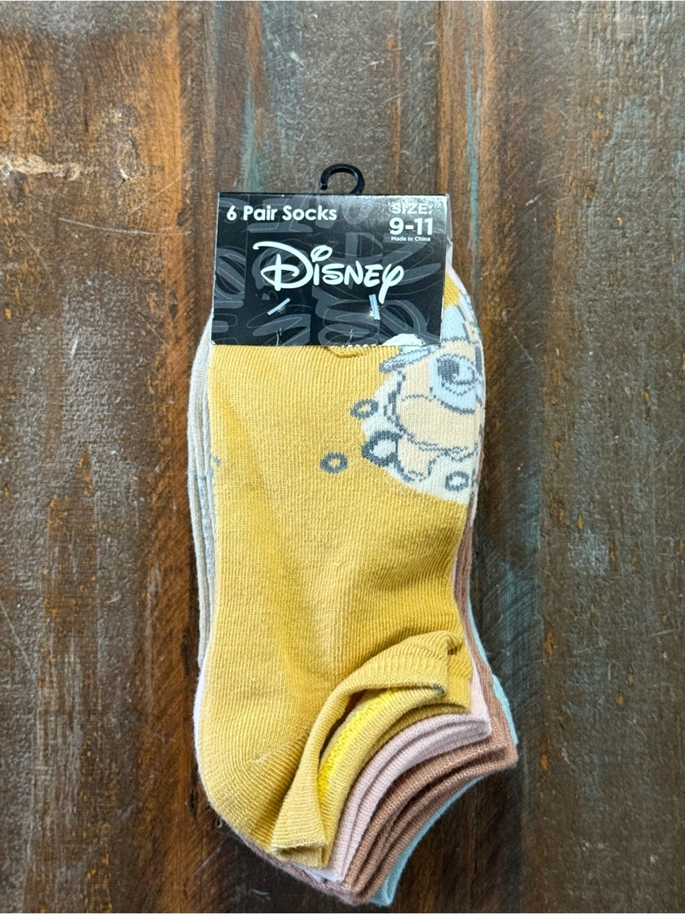 Disney 6 Pair Character No Show Socks Women Size 9-11 Multicolor NWT